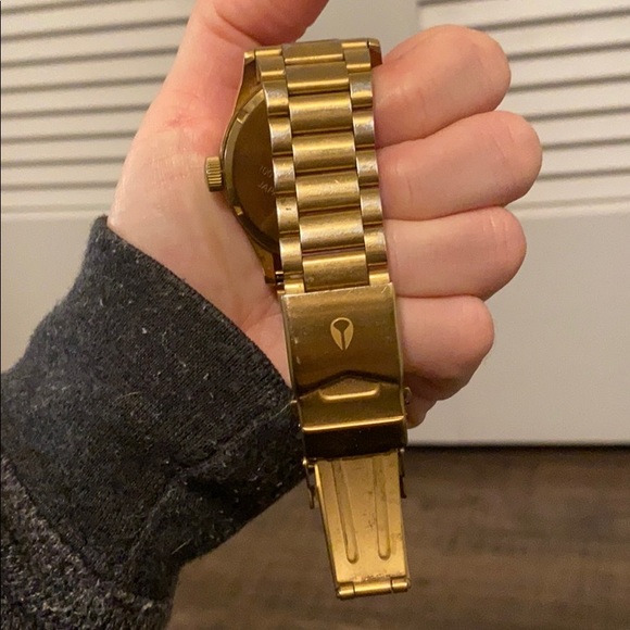 Nixon Sentry SS Gold & Black Analog Watch